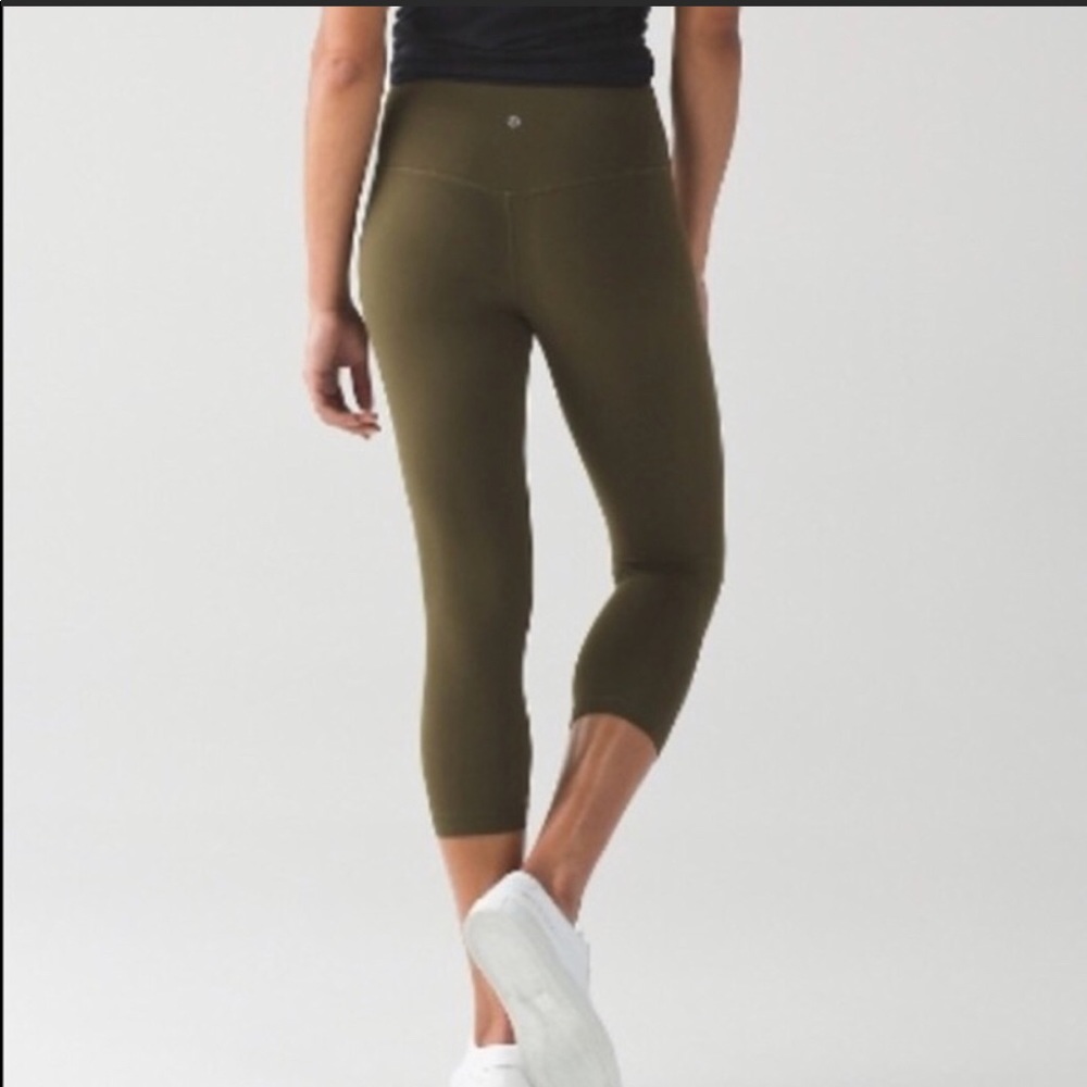 <SOLD>Lululemon Fatigue Aligns